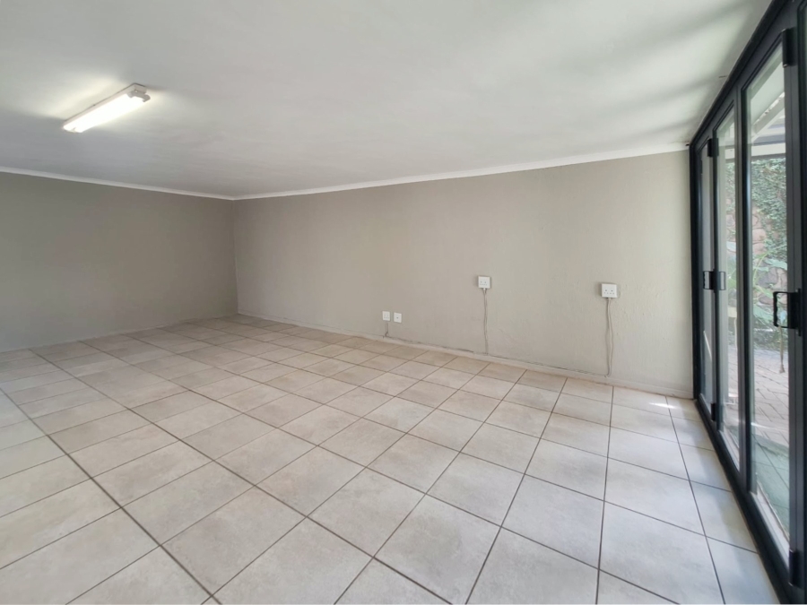 3 Bedroom Property for Sale in Magalies Golf Estate North West